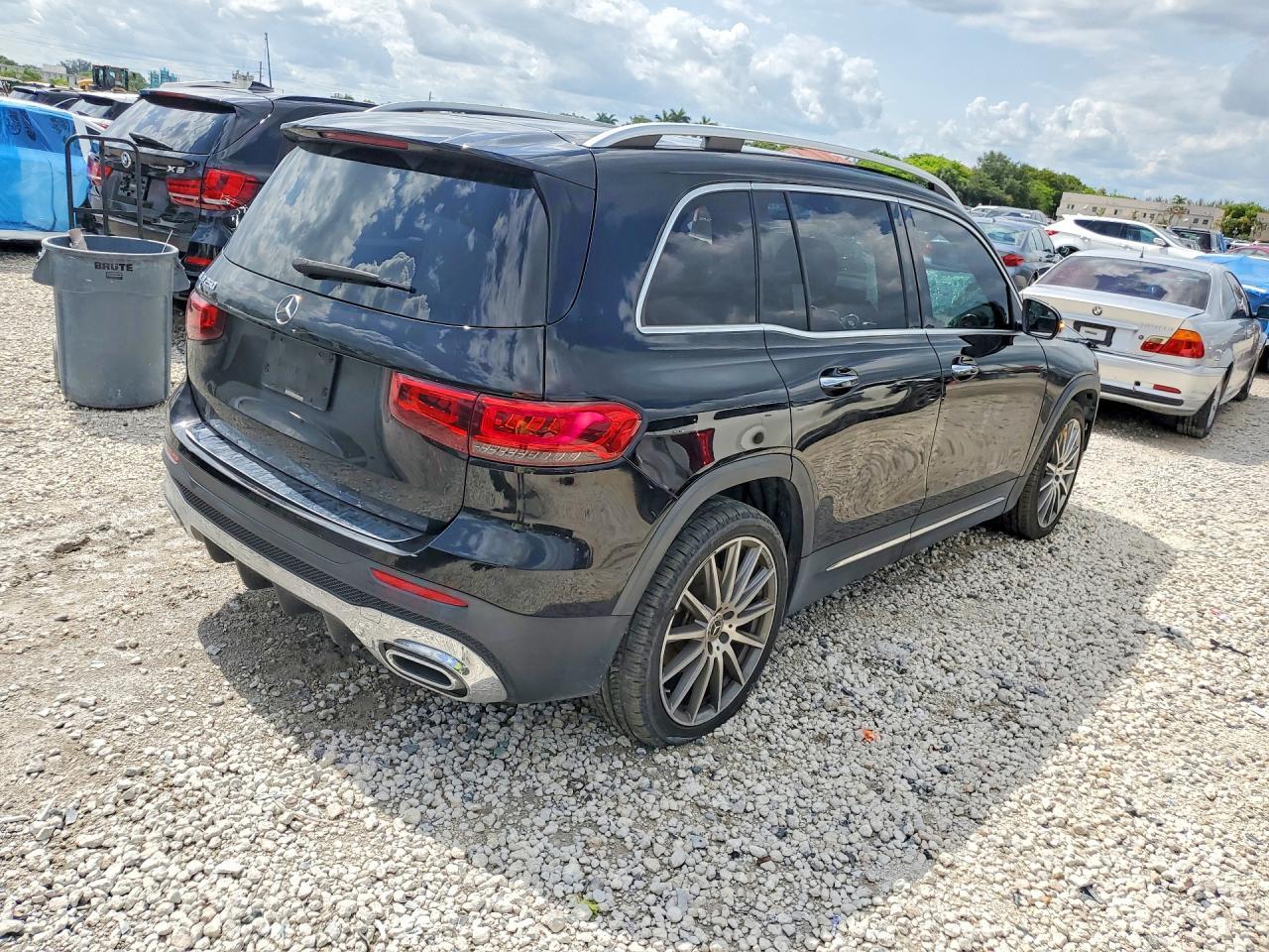 2020 Mercedes-Benz Glb 250 - Image 3