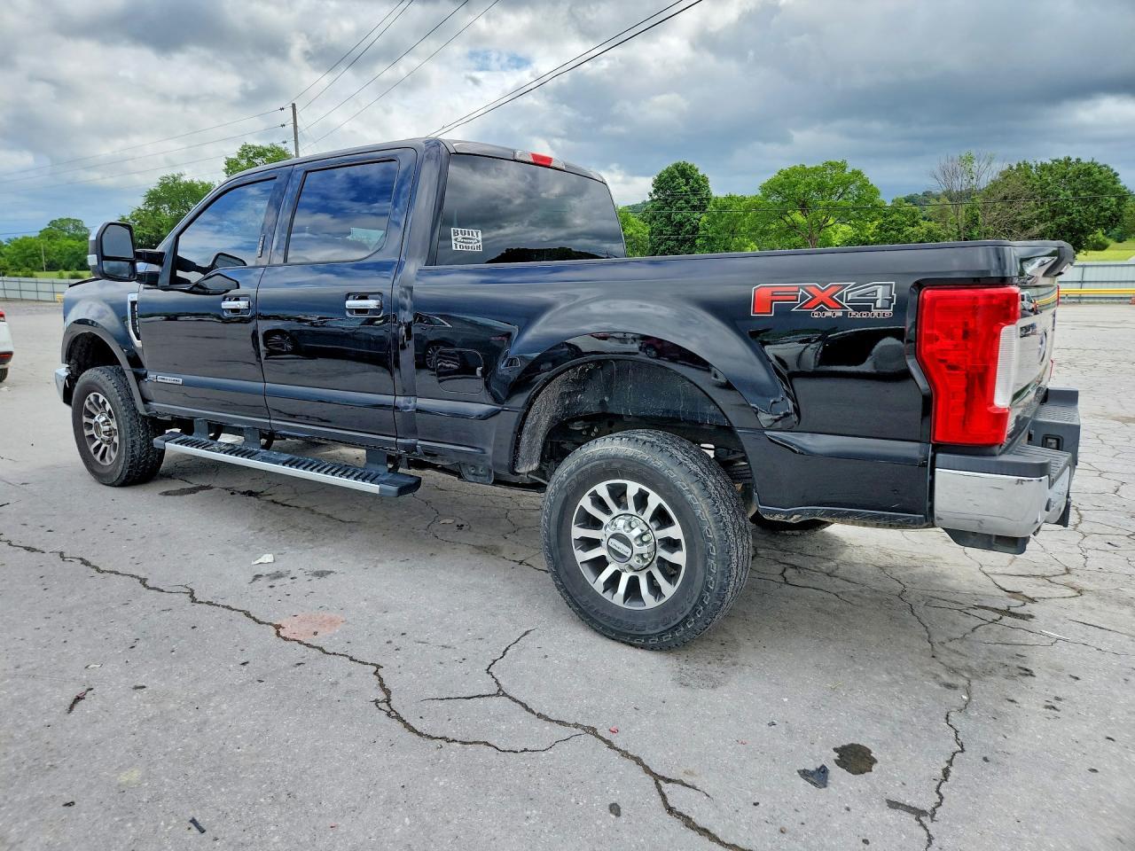 2017 Ford F350 Super Duty - Image 2
