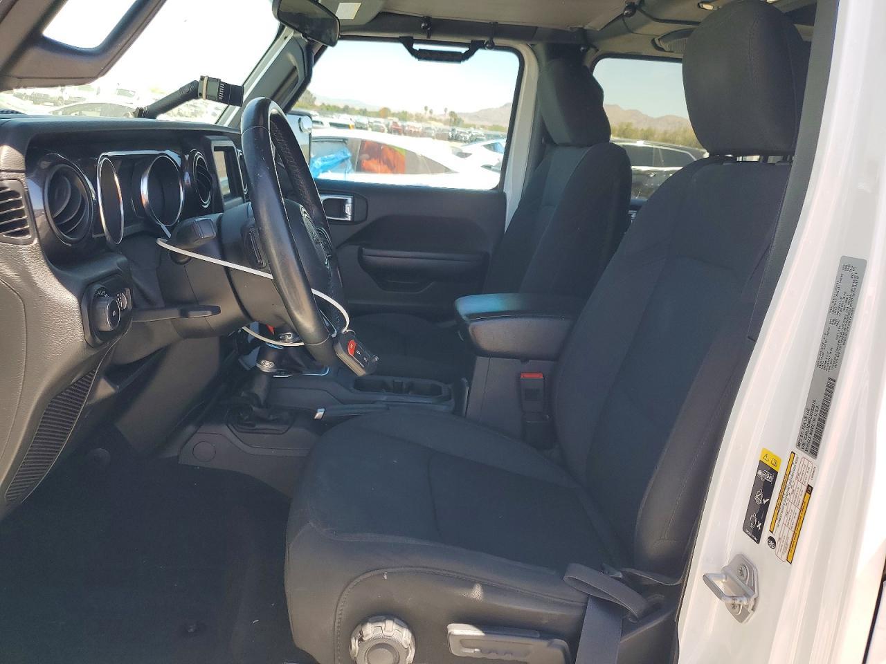 2020 Jeep Wrangler Unlimited Sport - Фото 7