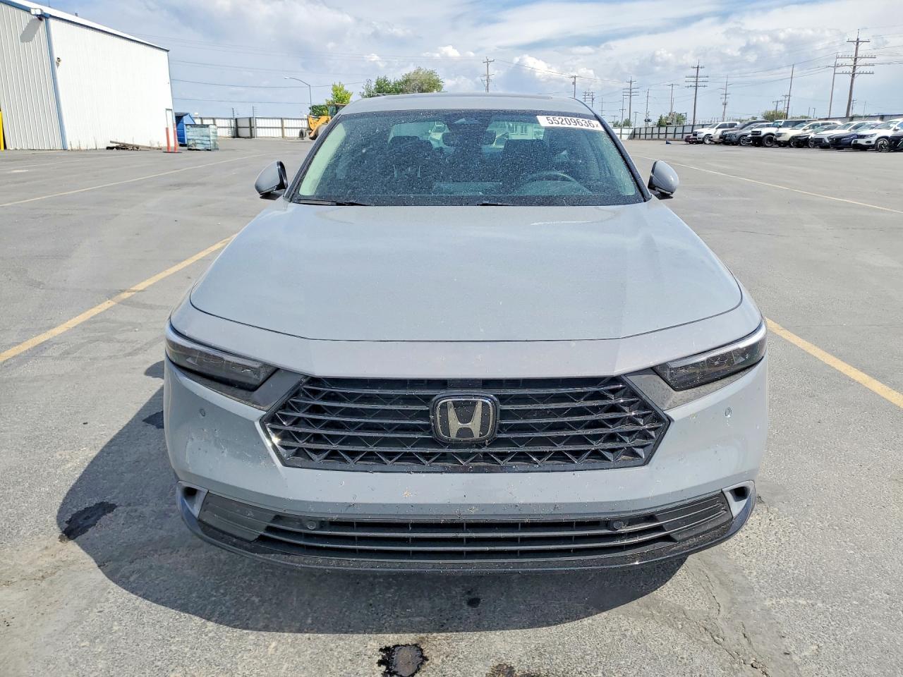 2025 Honda Accord Hybrid Exl - Image 5