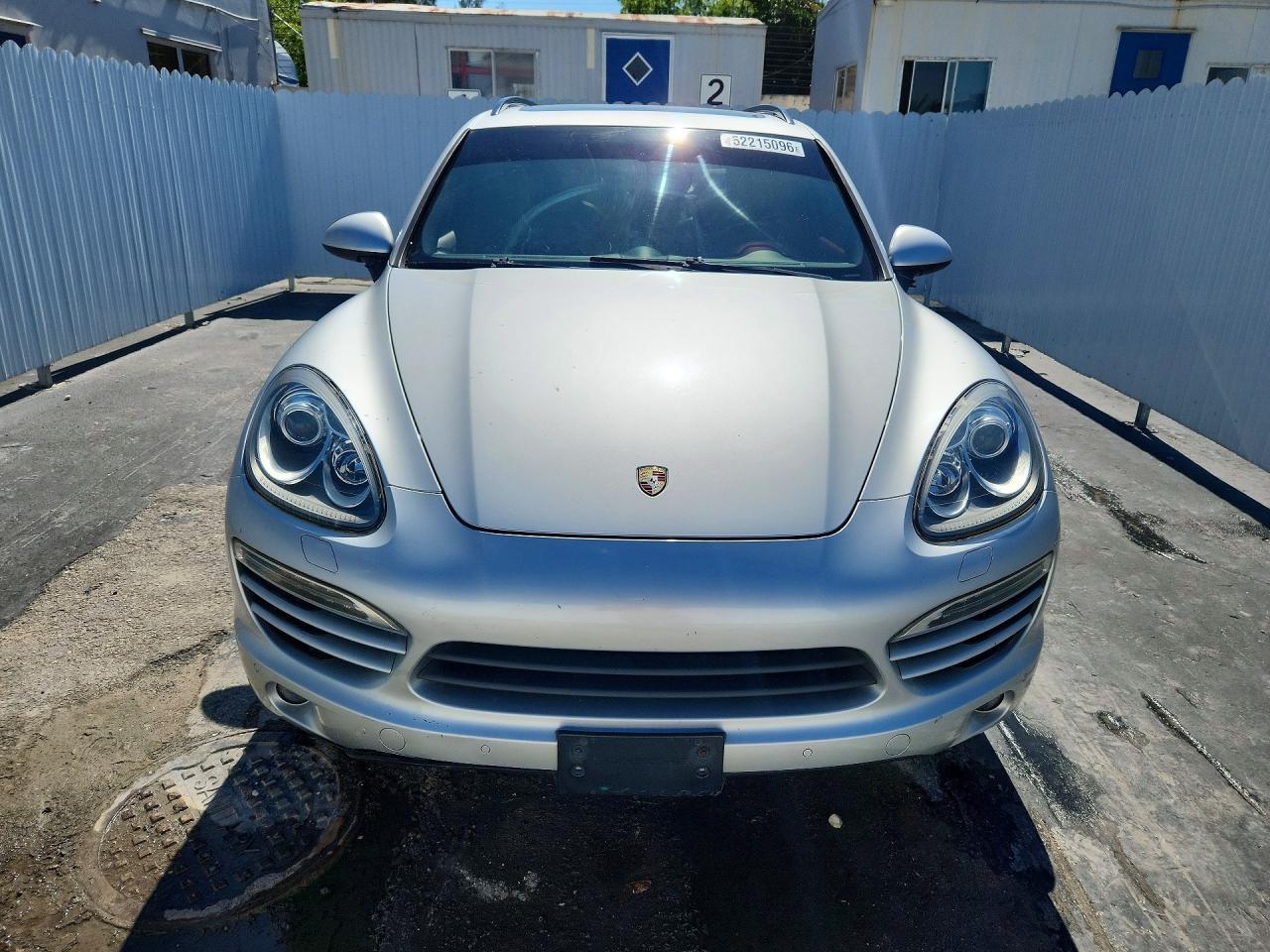 2013 Porsche Cayenne - Image 5