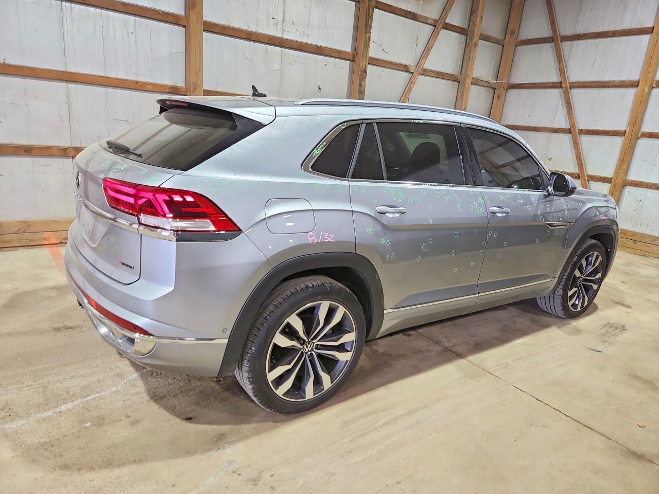 2022 Volkswagen Atlas Cross Sport Sel Premium R-Line - Фото 3