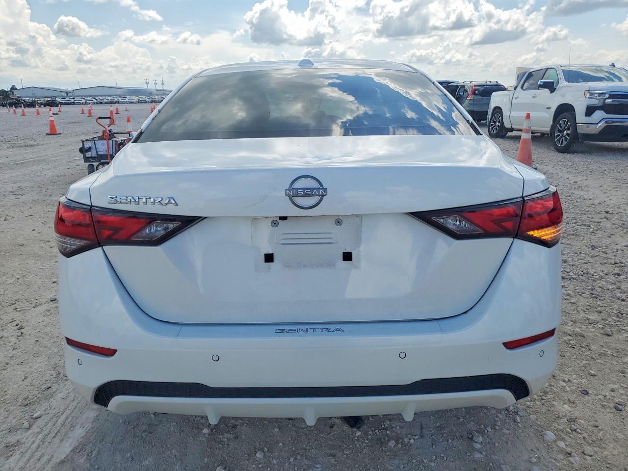 2025 Nissan Sentra Sv - Фото 6