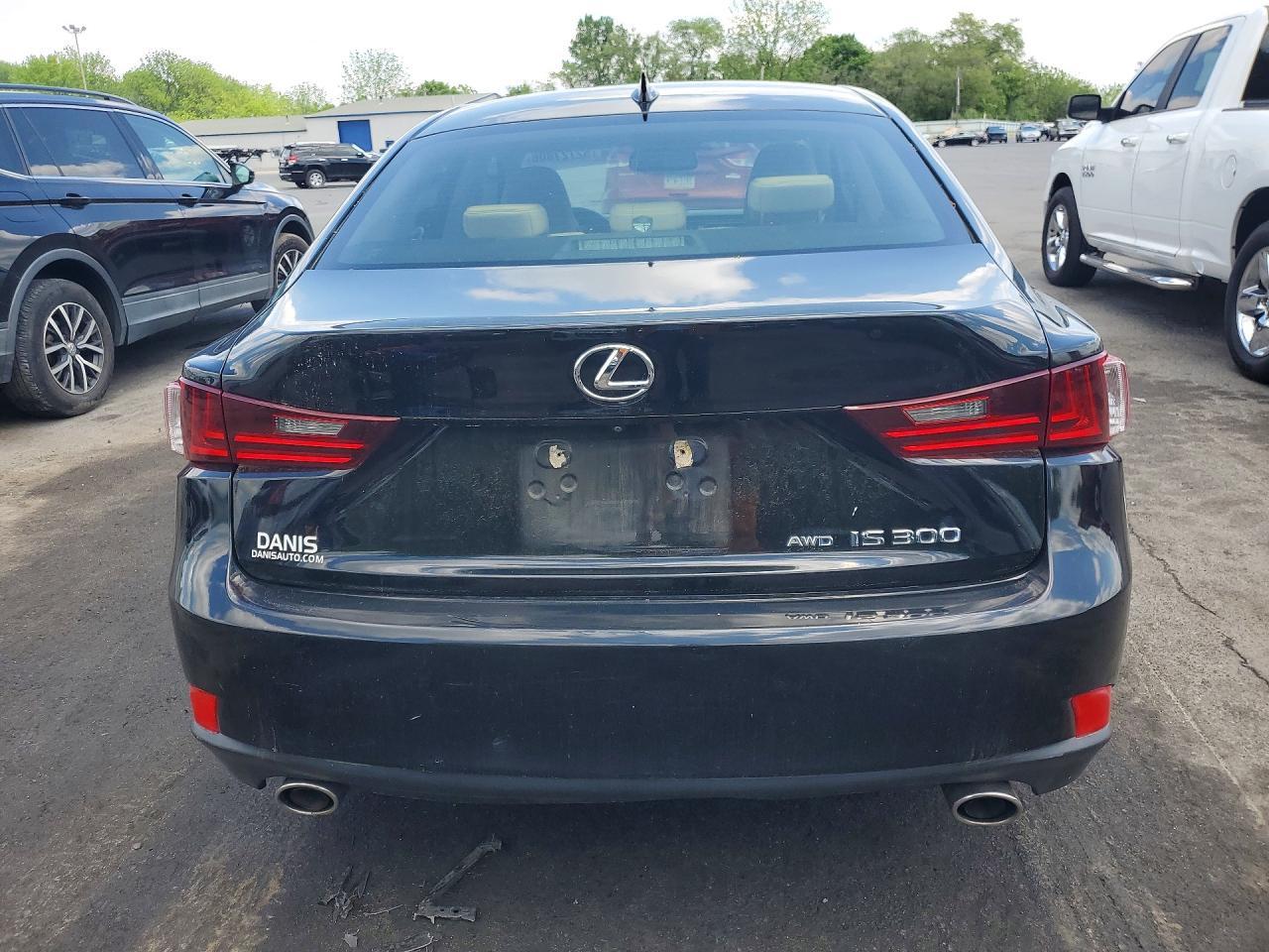 2016 Lexus Is 300 - Image 6