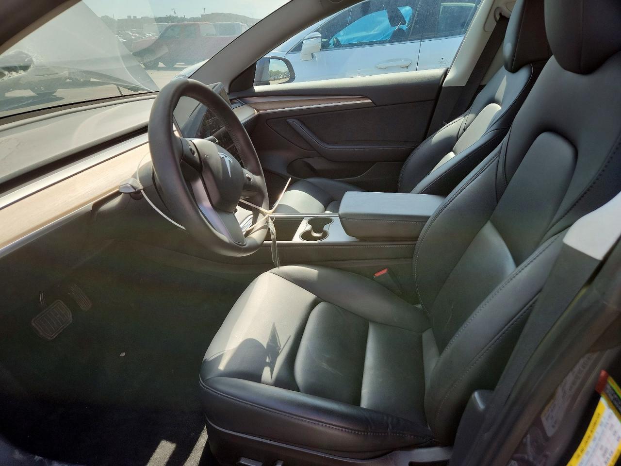 2023 Tesla Model 3 - Фото 7