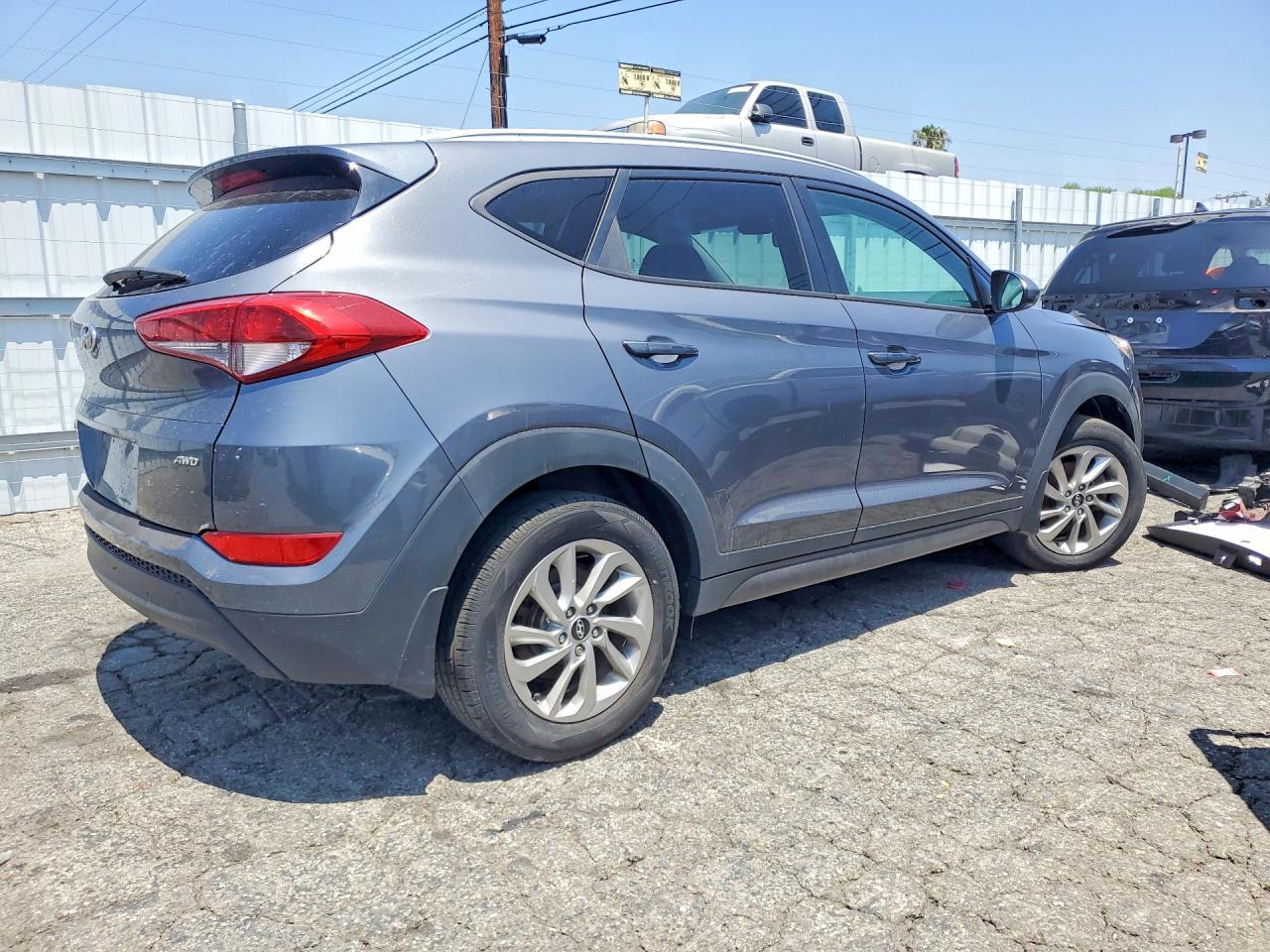2016 Hyundai Tucson Se - Image 3