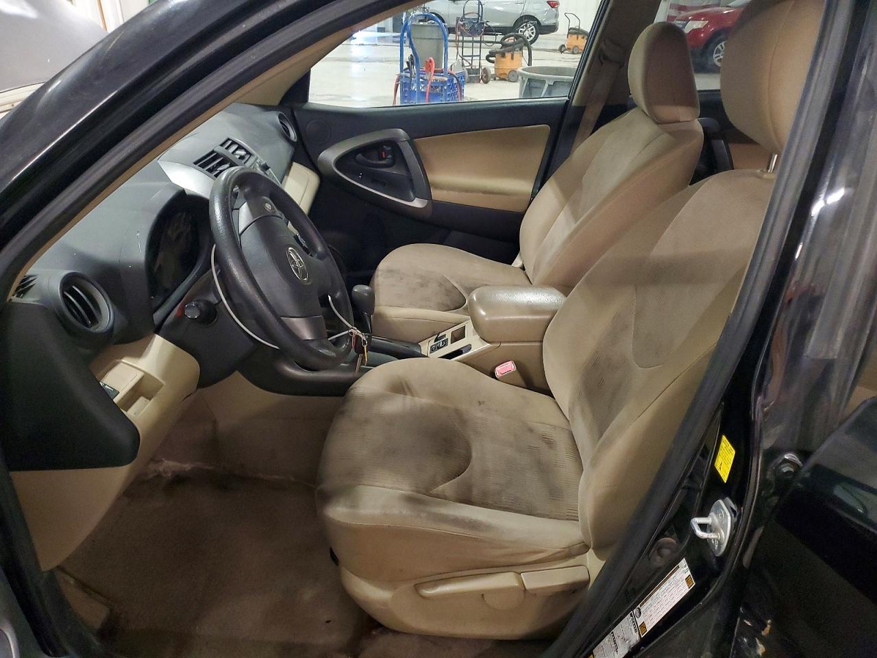 2010 Toyota Rav4 - Фото 7