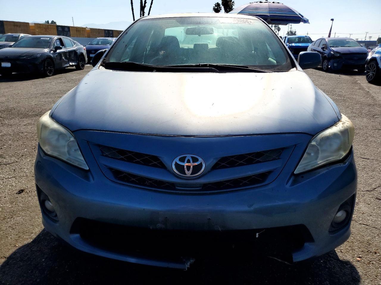 2012 Toyota Corolla Le - Image 5