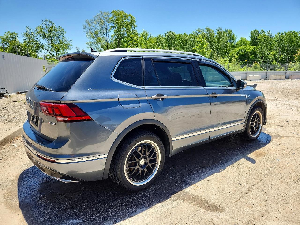 2019 Volkswagen Tiguan Se - Фото 3