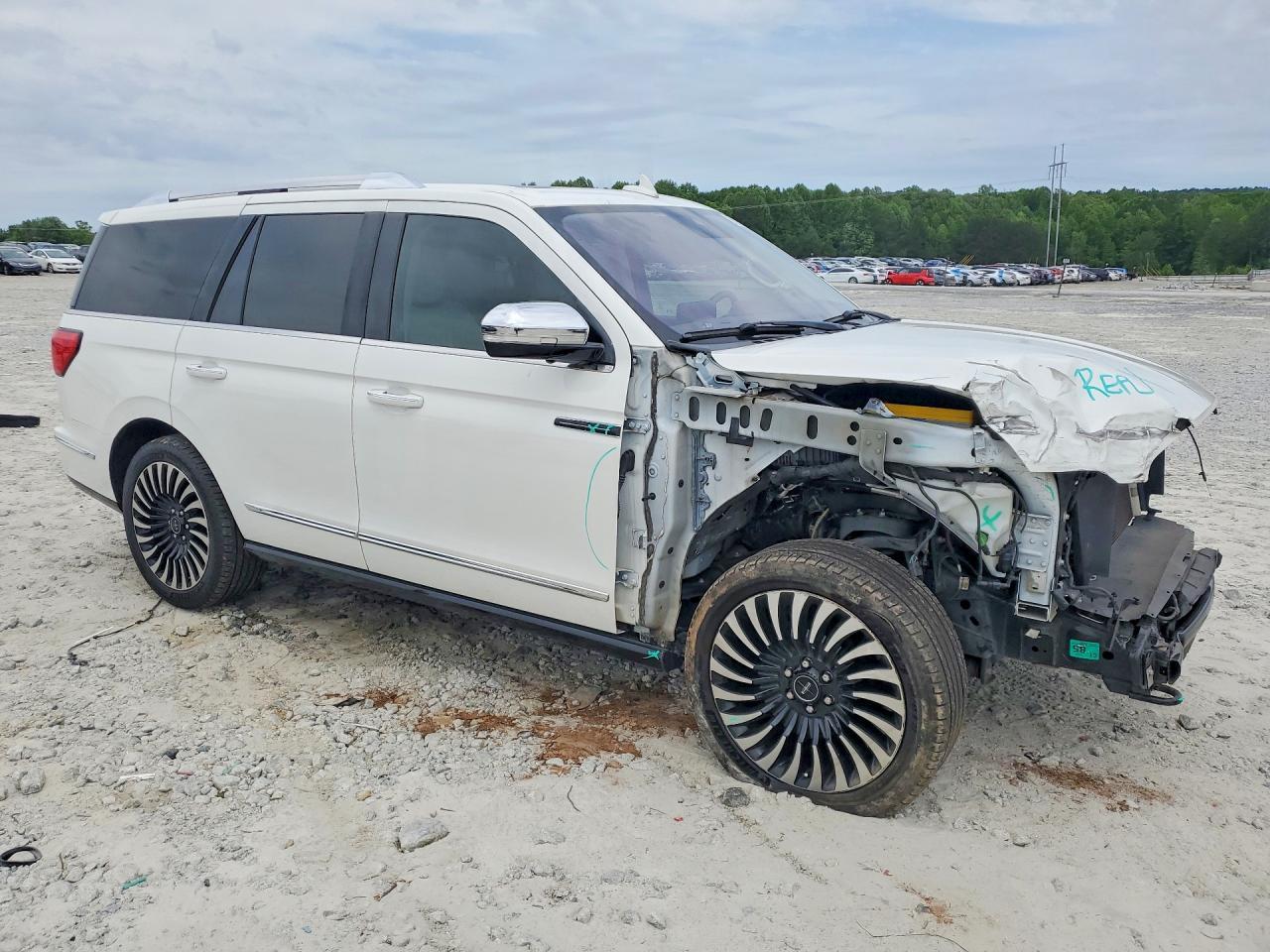 2020 Lincoln Navigator Black Label - Image 4