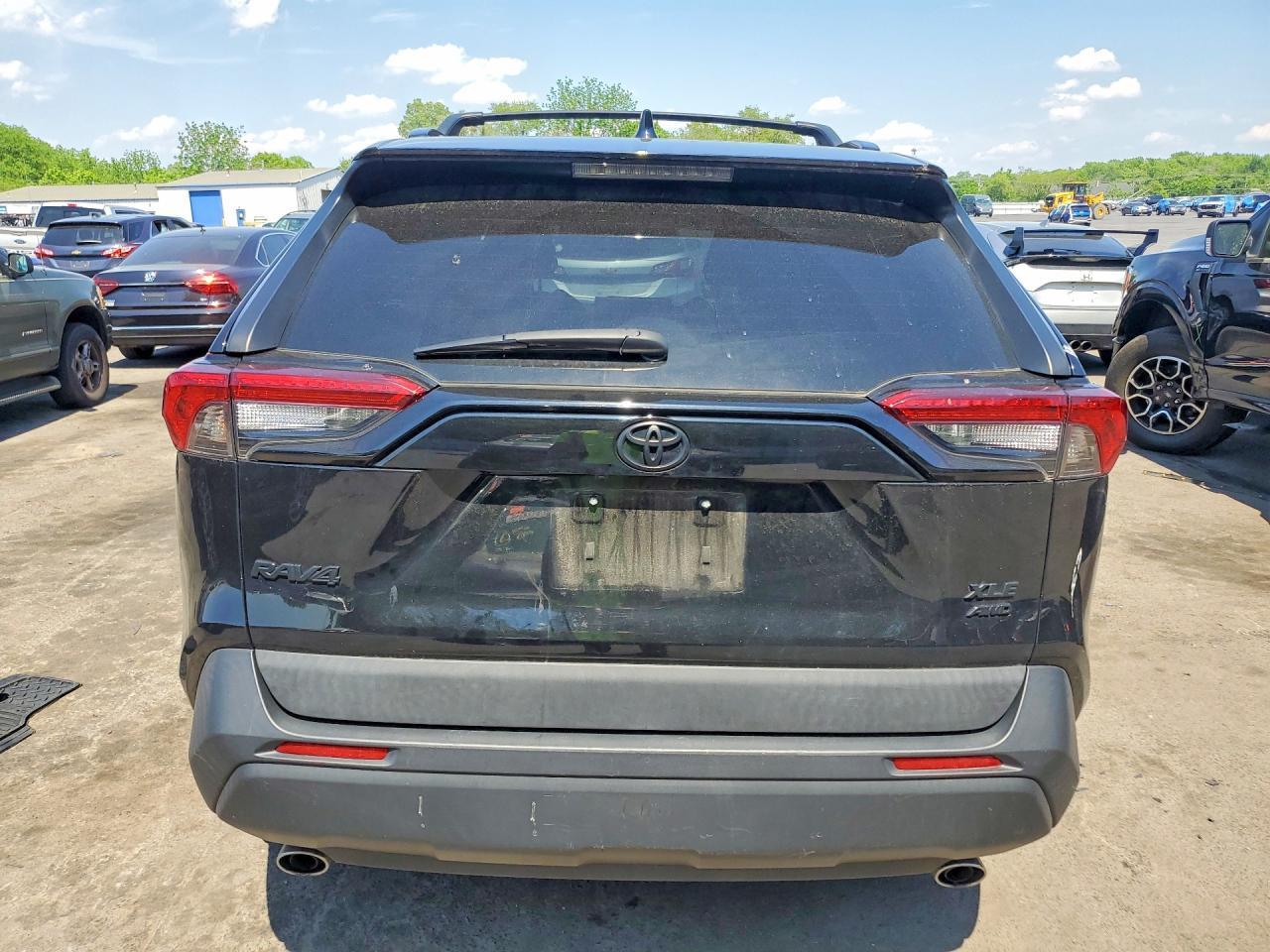 2020 Toyota Rav4 Xle - Image 6