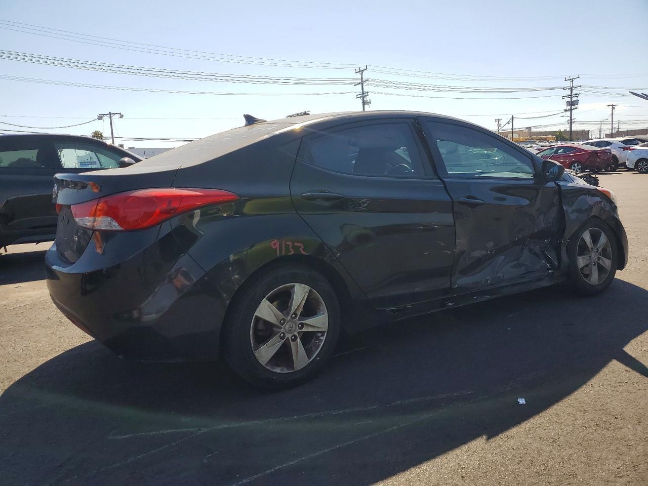 2013 Hyundai Elantra Gls - Фото 3