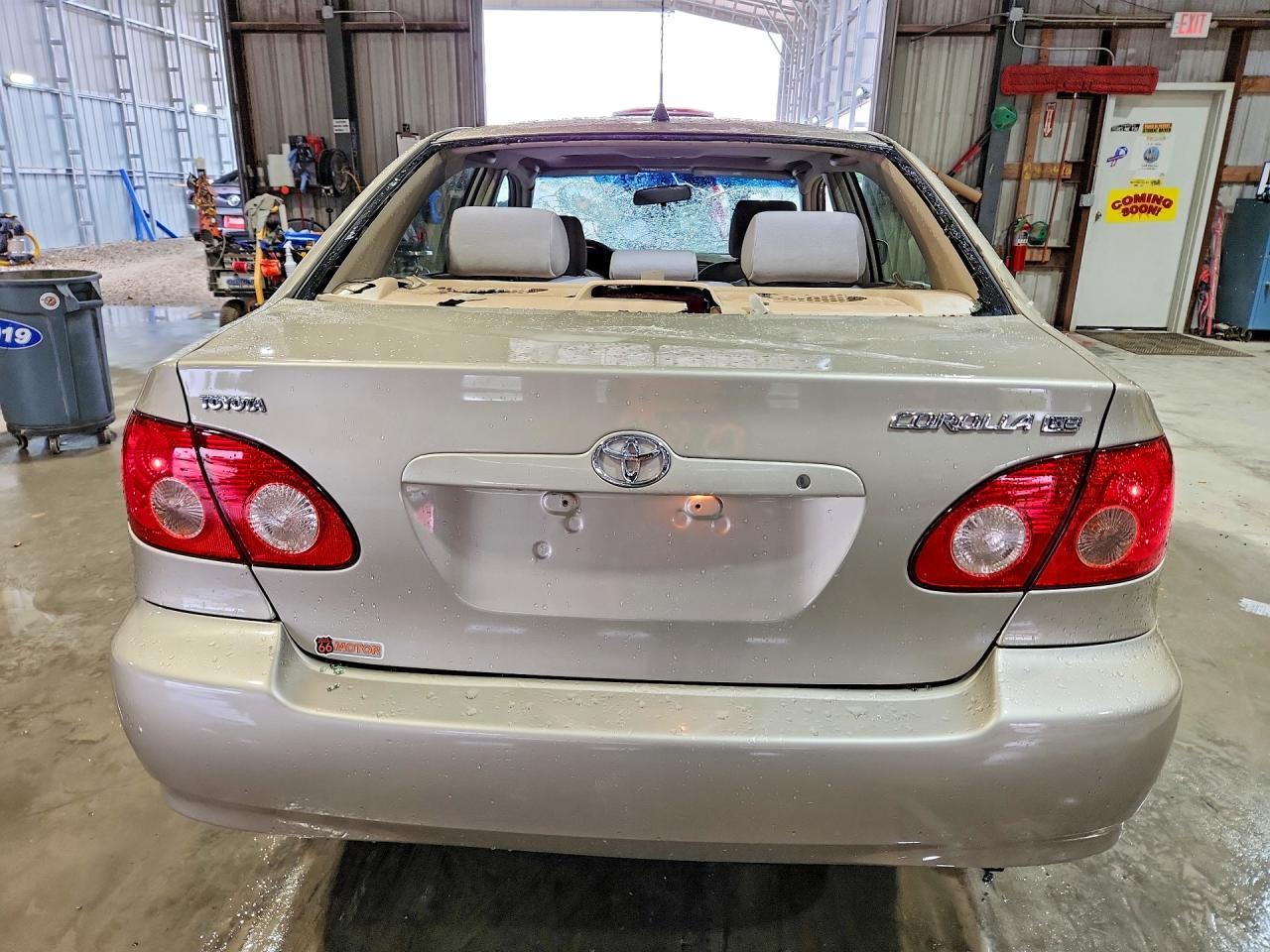 2005 Toyota Corolla - Фото 6