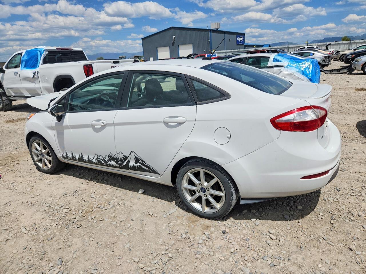 2019 Ford Fiesta Se - Фото 2