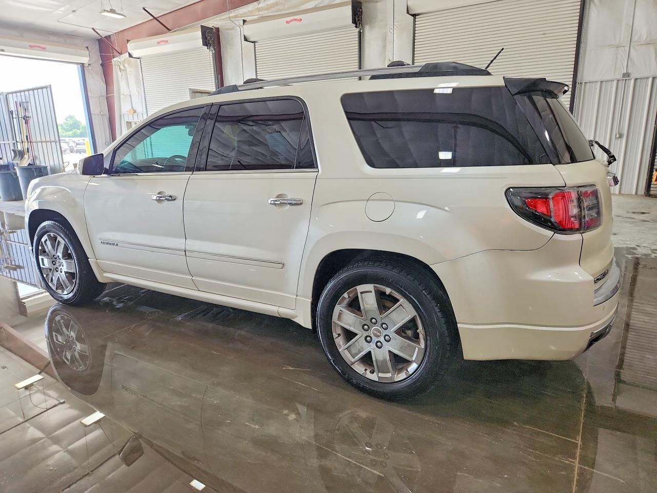 2014 GMC Acadia Denali - Фото 2
