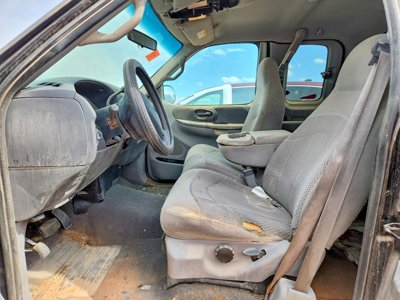 2000 Ford F150 - Фото 7