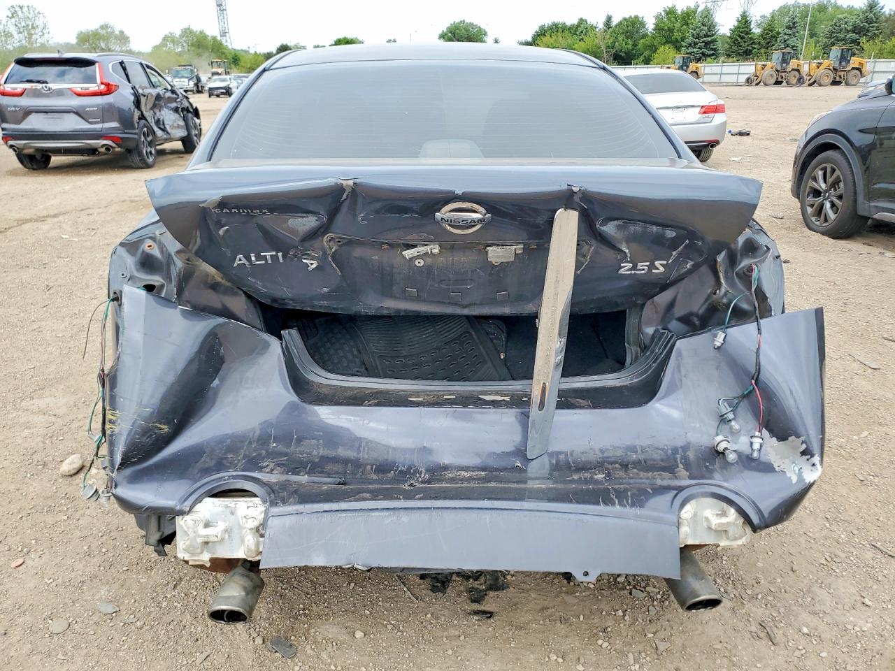 2011 Nissan Altima 2.5 - Фото 6