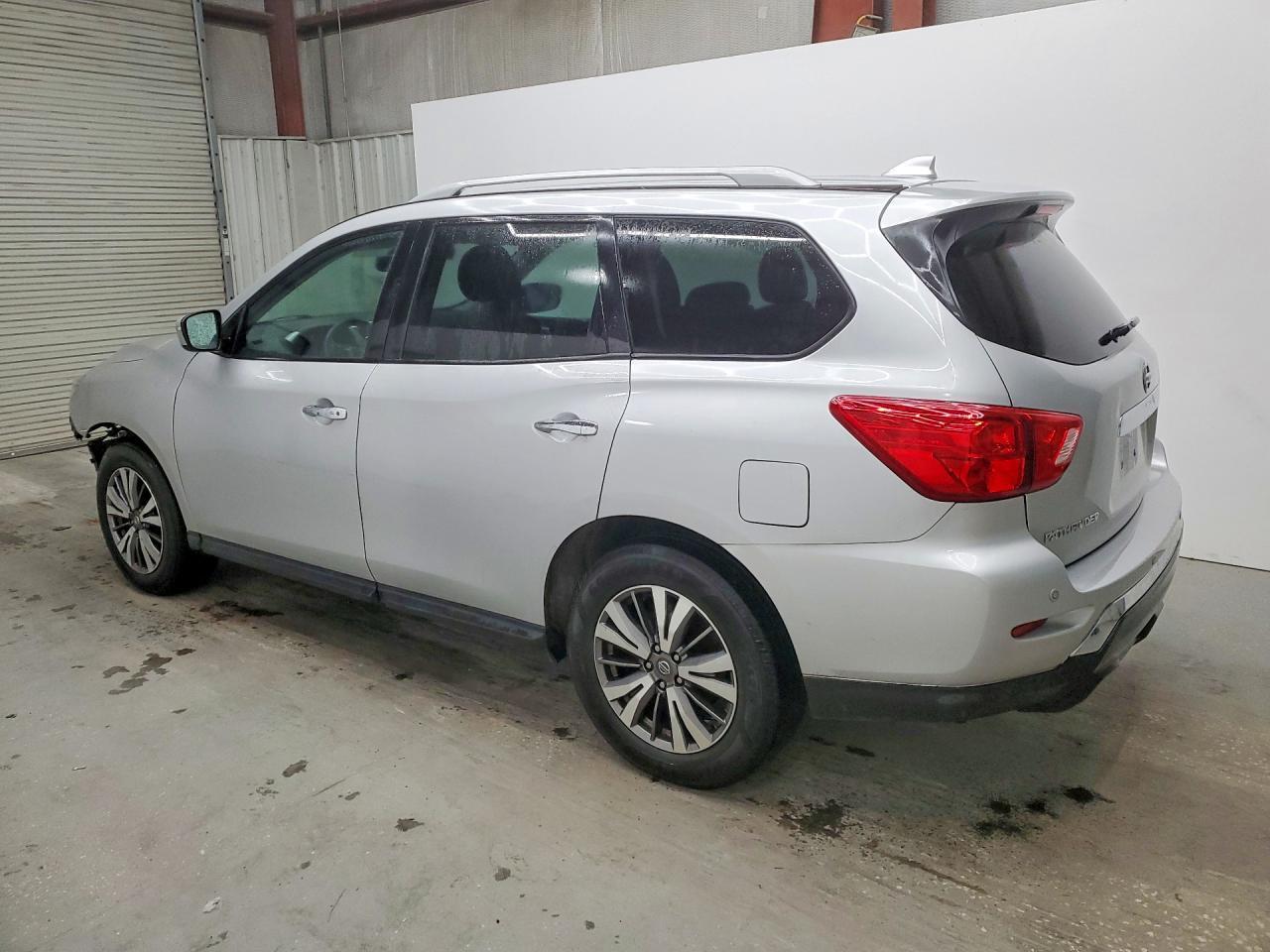 2020 Niss Pathfinder Sv - Image 2