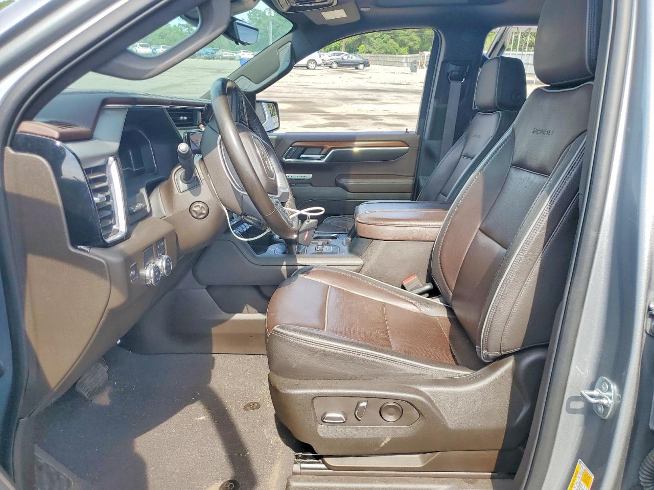 2023 GMC Sierra C1500 Denali - Image 7