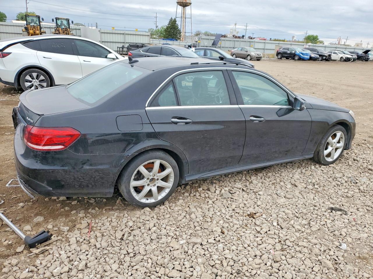 2015 Mercedes-Benz E250 - Фото 3