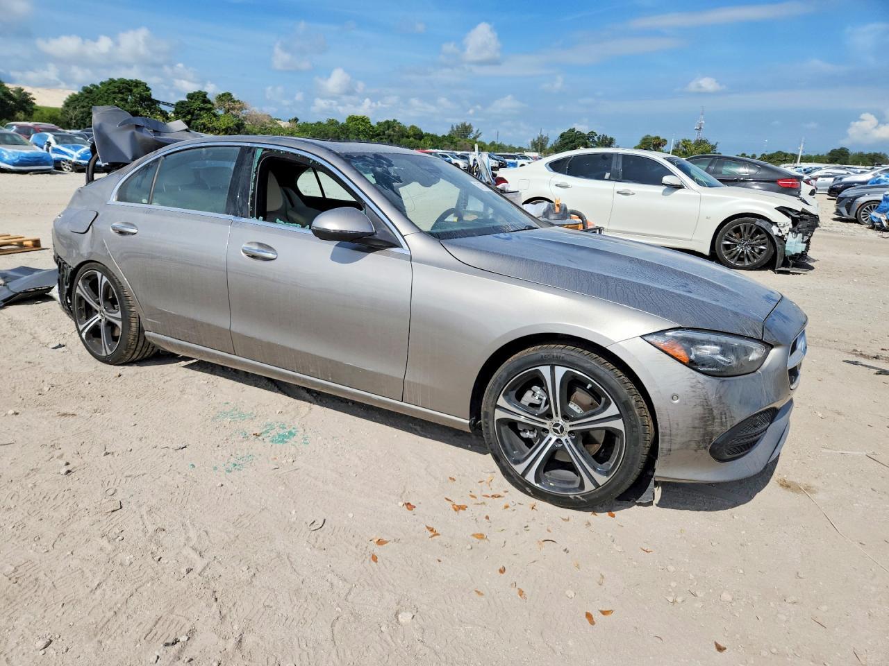 2024 Mercedes-Benz C 300 - Image 4