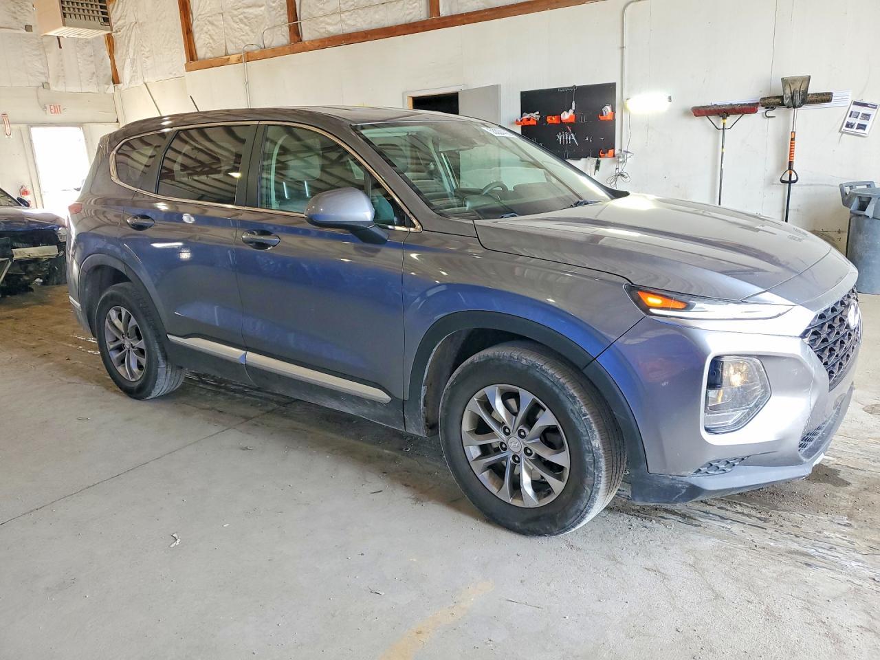 2019 Hyundai Santa Fe Se - Фото 4
