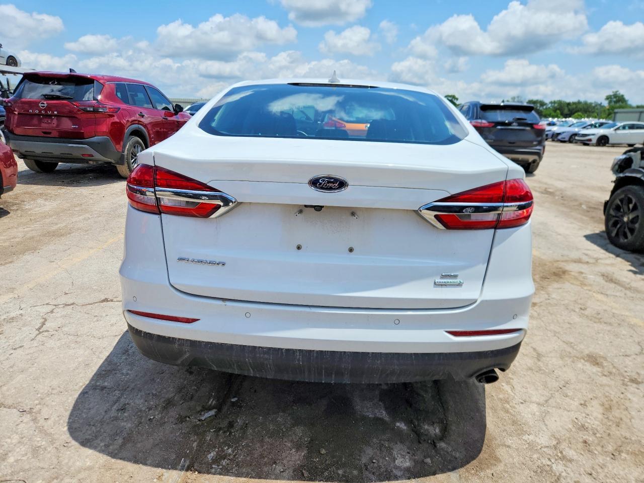 2020 Ford Fusion Se - Фото 6