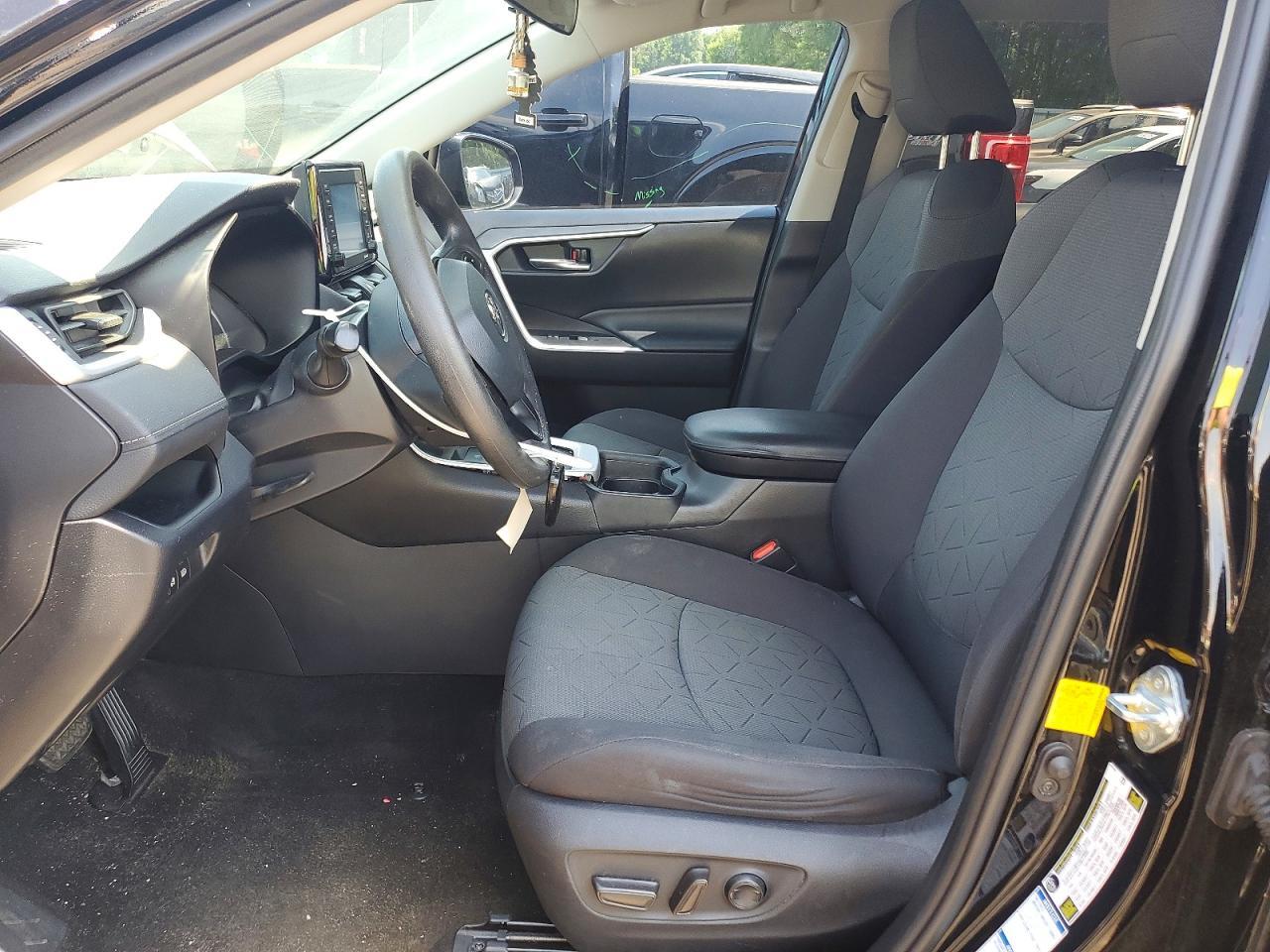 2020 Toyota Rav4 Xle - Image 7