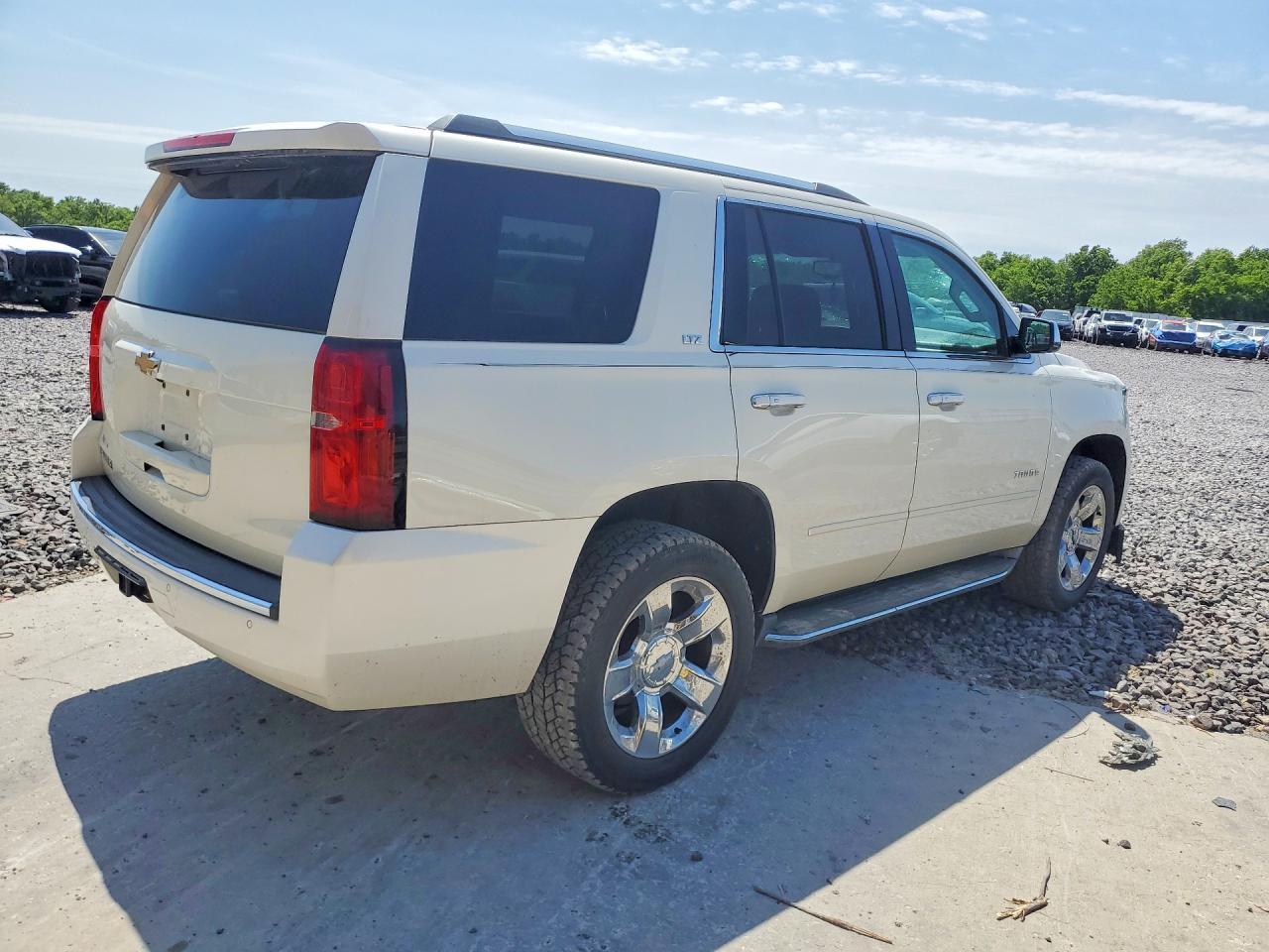 2015 Chevrolet Tahoe K1500 Ltz - Image 3