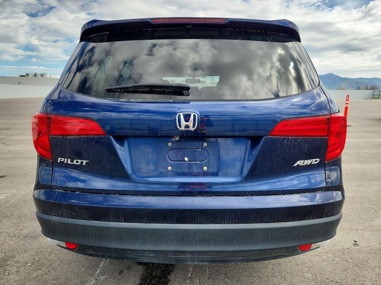 2017 Honda Pilot - Image 6