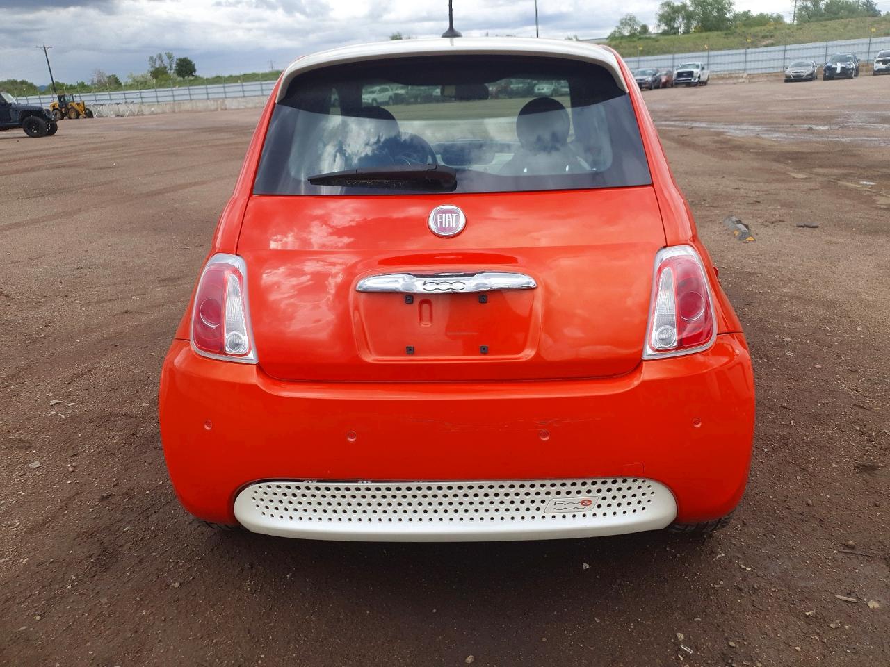 2014 Fiat 500 Electric - Image 6