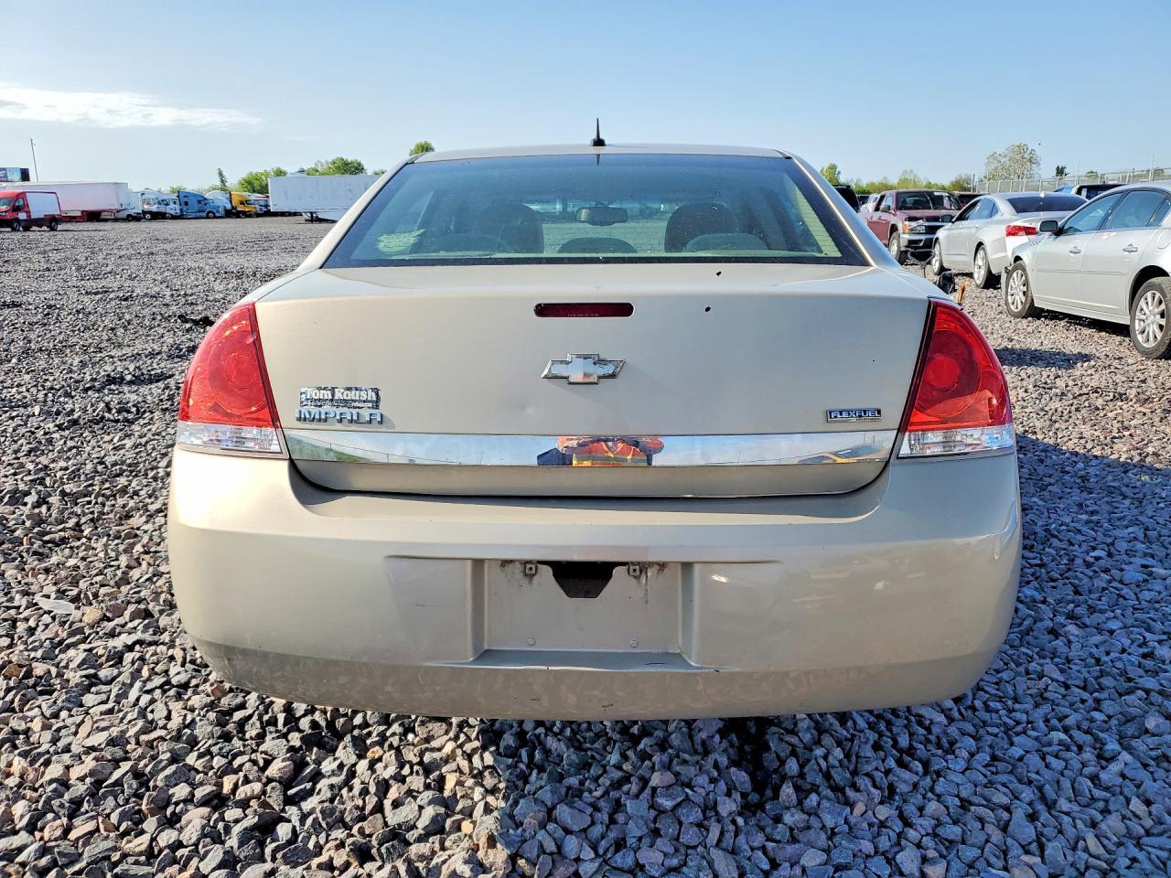 2010 Chevrolet Impala Ls - Image 6