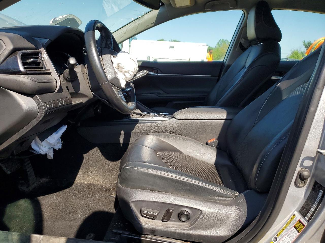 2020 Toyota Camry Xse - Фото 7