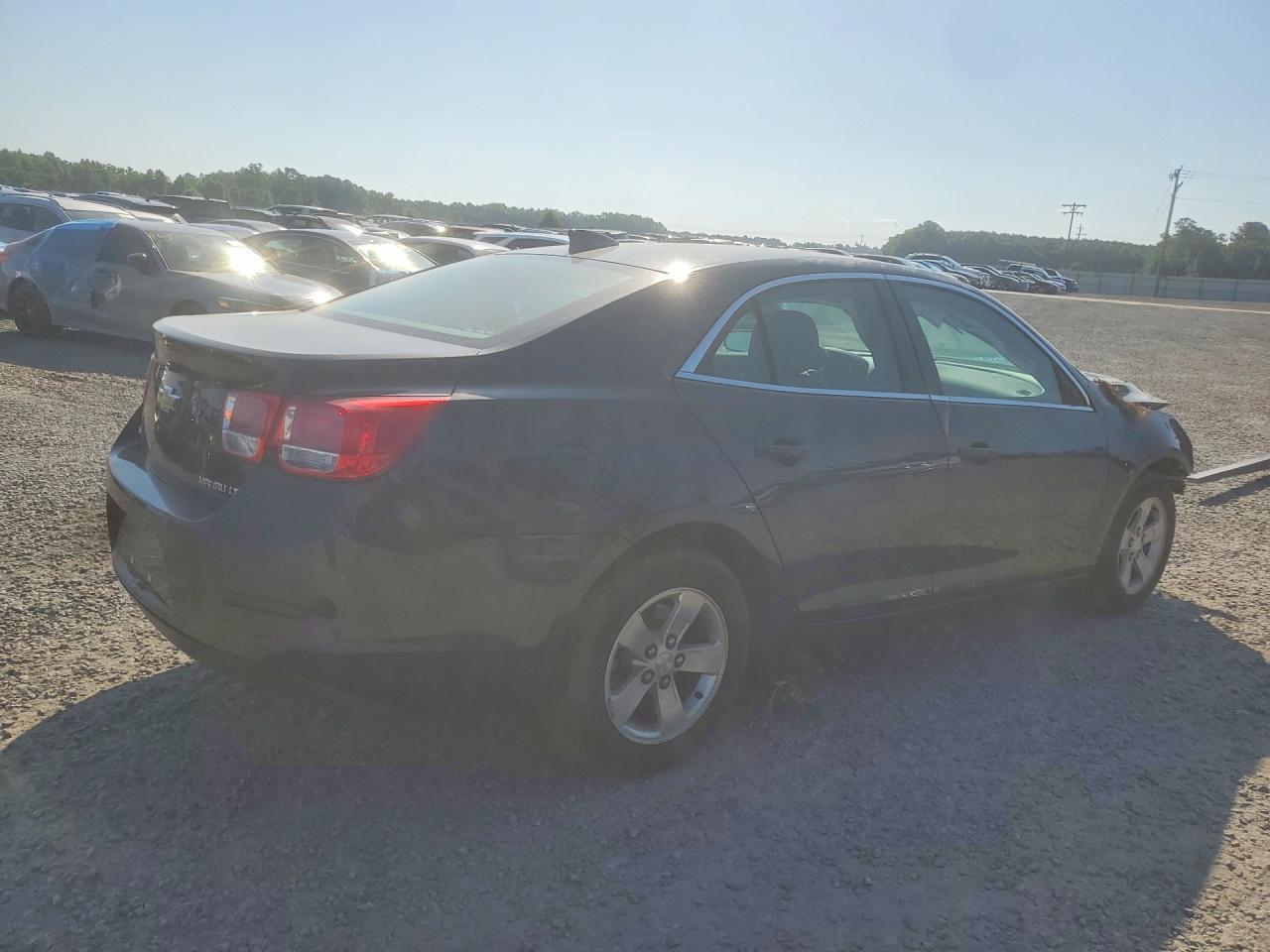 2016 Chevrolet Malibu Limited Lt - Image 3