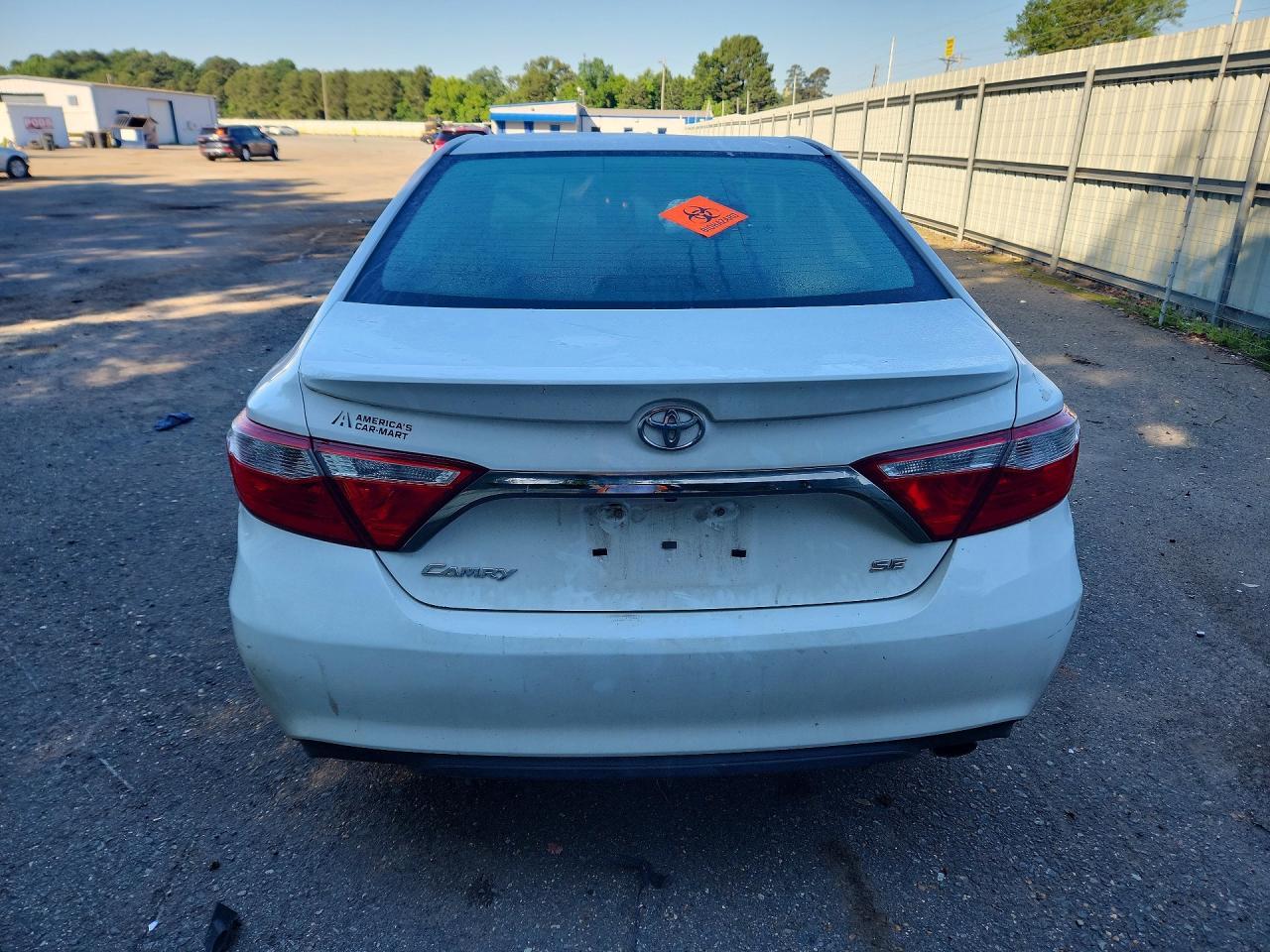 2017 Toyota Camry Se - Image 6