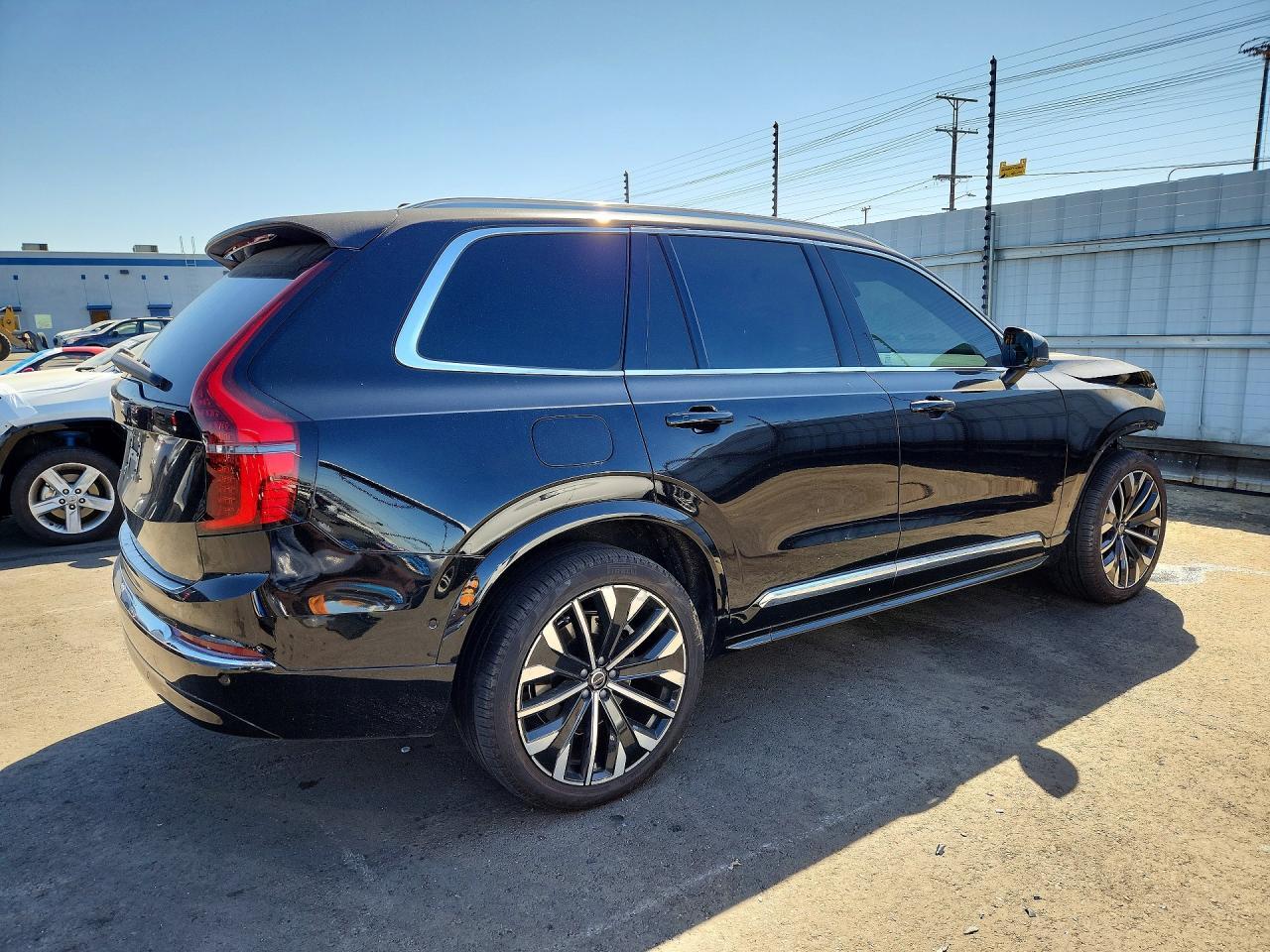 2025 Volvo Xc90 Ultra - Image 3