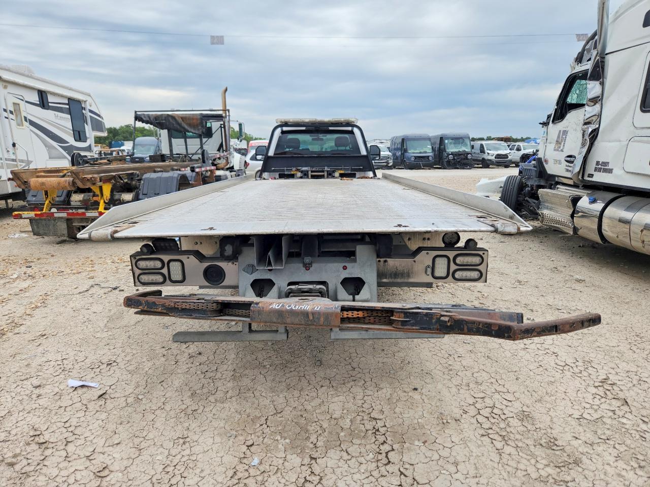 2019 Ford F550 Super Duty - Фото 6