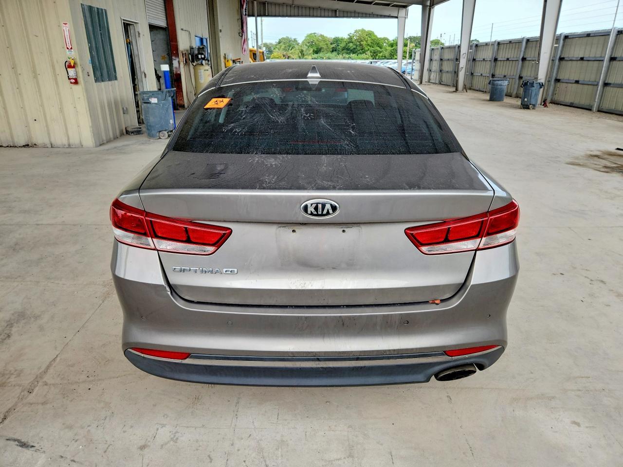 2017 Kia Optima - Фото 6