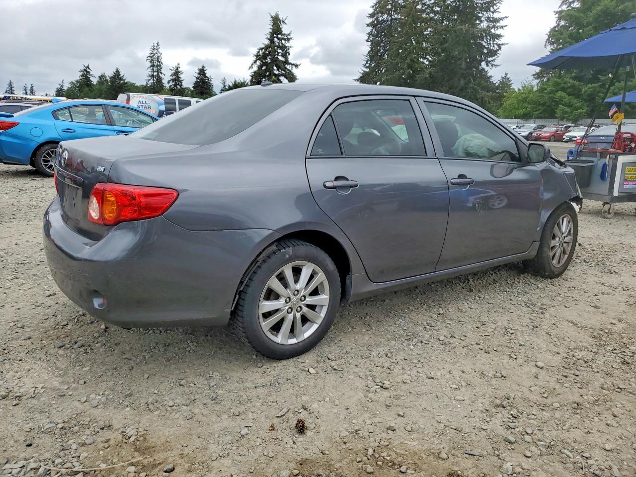 2010 Toyota Corolla Le - Фото 3