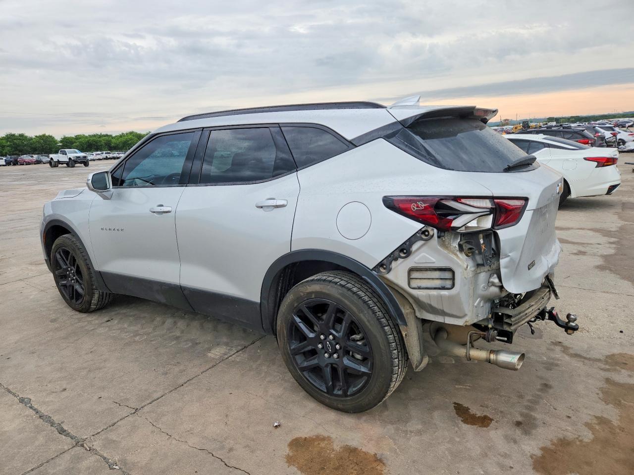 2020 Chevrolet Blazer 2Lt - Image 2