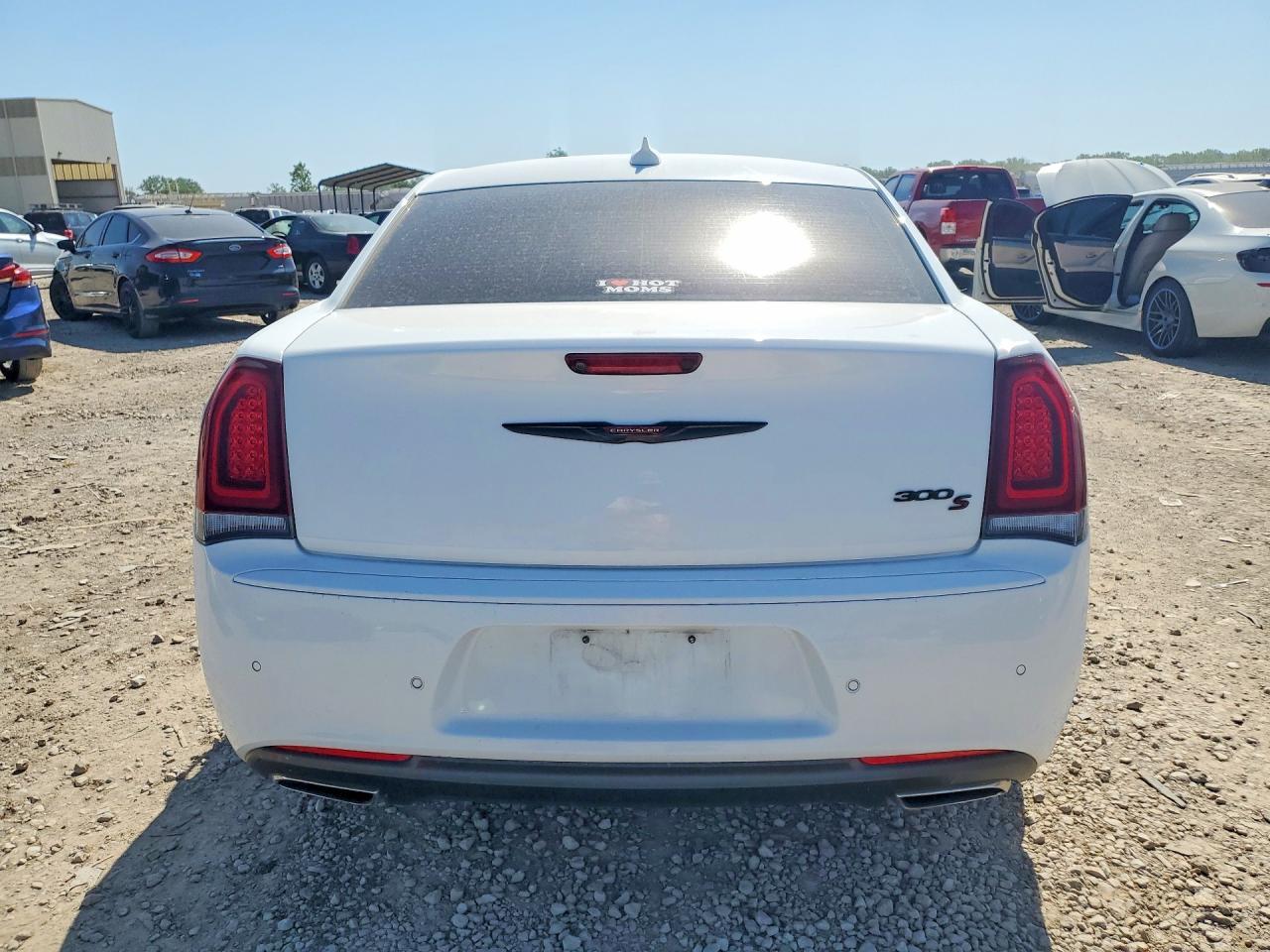2021 Chrysler 300 S - Фото 6