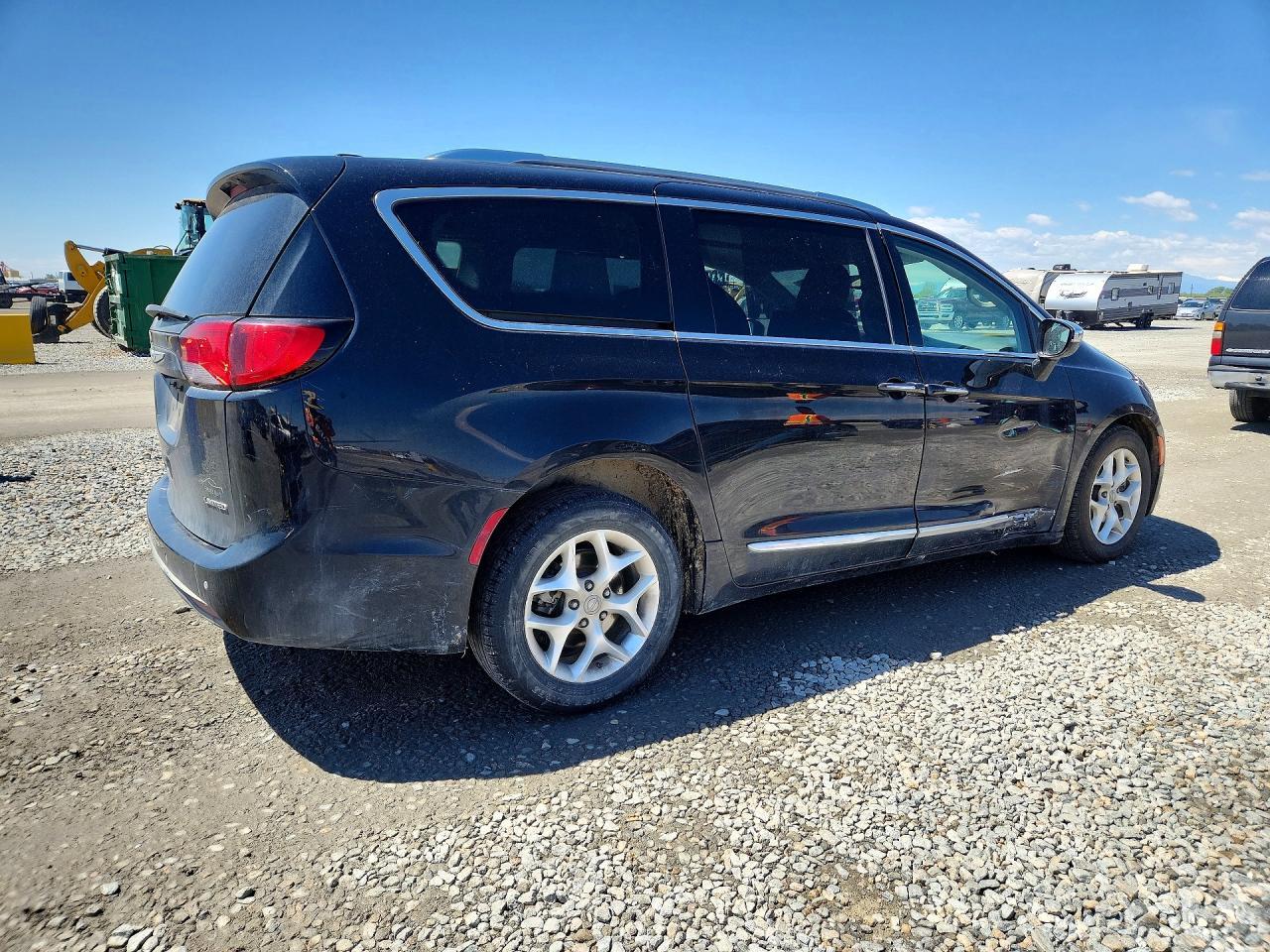 2020 Chrysler Pacifica Limited - Фото 3