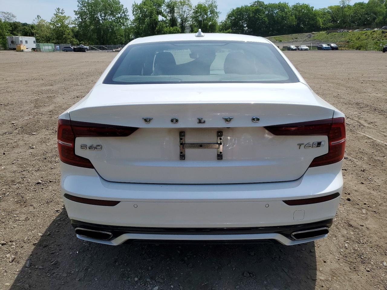 2019 Volvo S60 T6 R-Design - Image 6