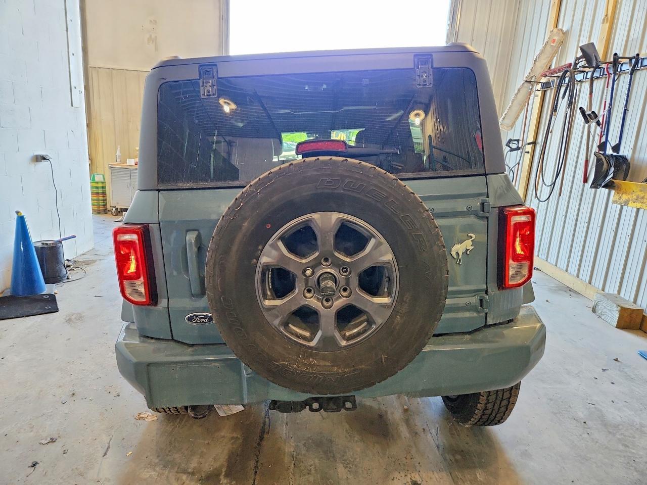 2023 Ford Bronco Base - Image 6