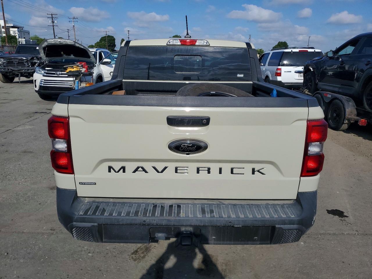 2024 Ford Maverick Lariat - Image 6