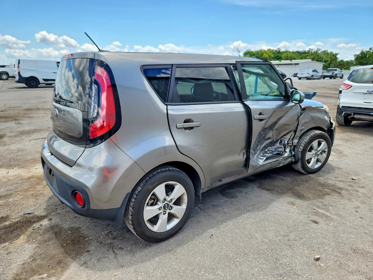2018 Kia Soul Base - Фото 3