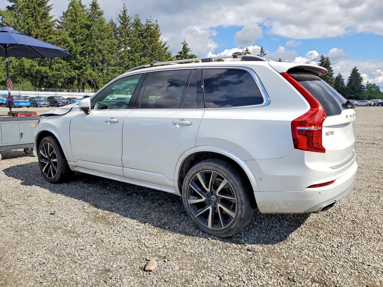 2019 Volvo Xc90 T6 Momentum - Фото 2
