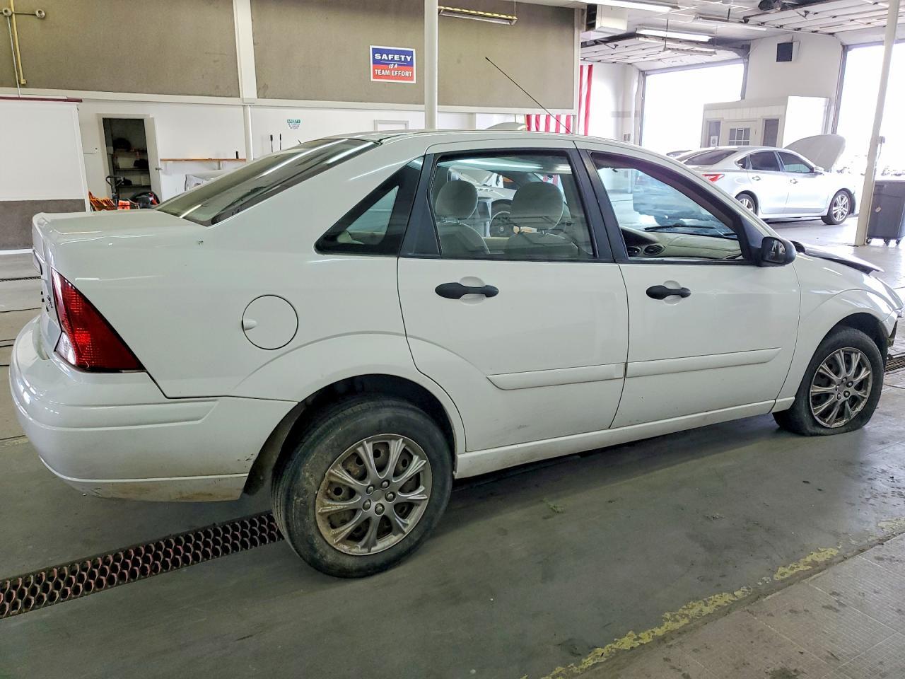 2004 Ford Focus Se Comfort - Фото 3