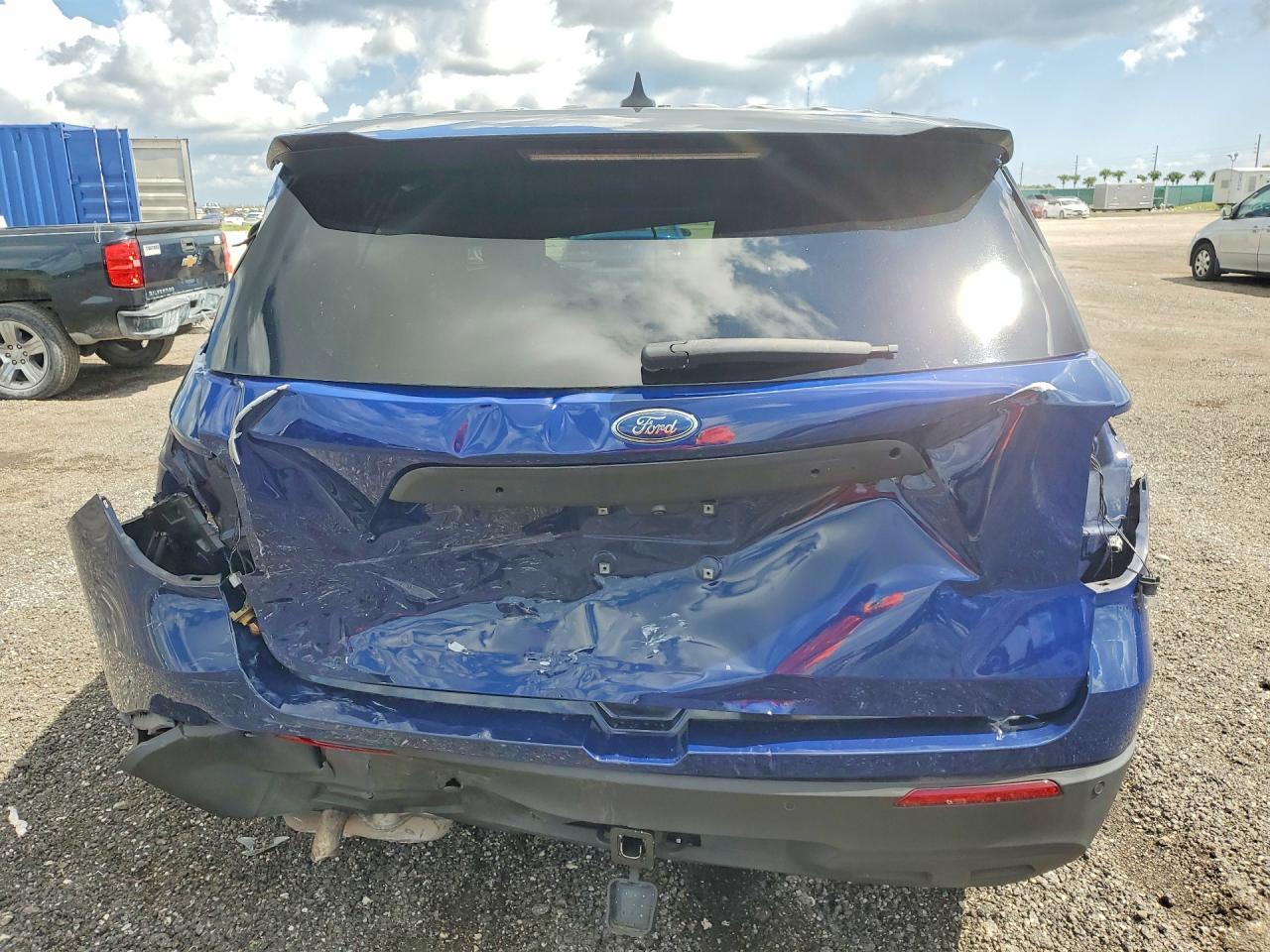 2021 Ford Explorer - Image 6
