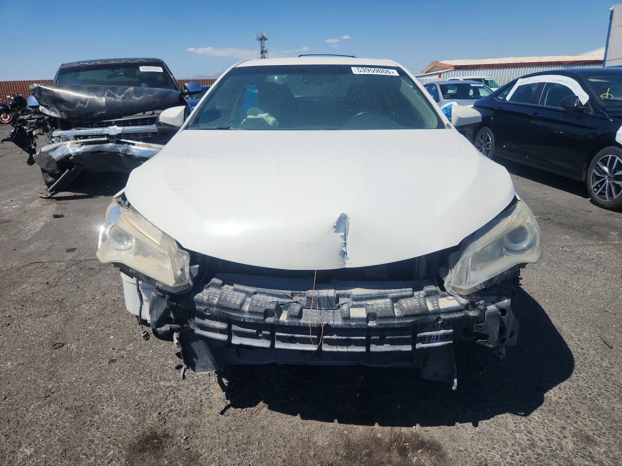 2016 Toyota Camry Se - Фото 5